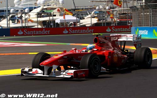 Alonso tops Friday practice in Valencia