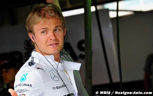 Hyundai was behind Rosberg helmet (…)