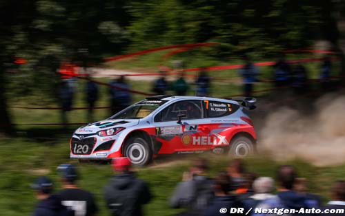 Hyundai gets Rally Finland underway with