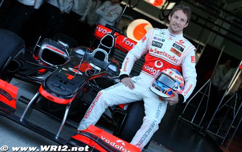 Jenson Button découvre sa McLaren