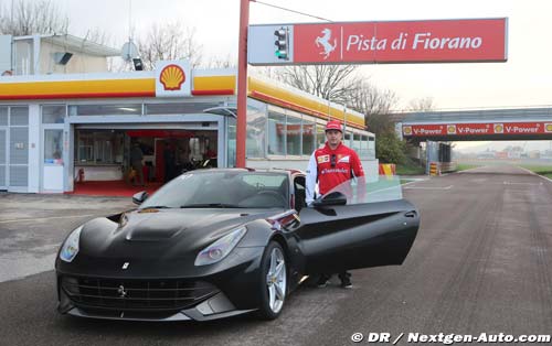 Ferrari hints Raikkonen definitely (…)