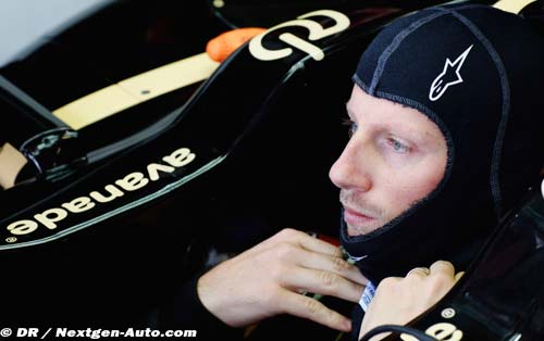 Official: Grosjean stays on with (...)