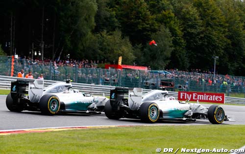 Le duel entre Rosberg et Hamilton (…)