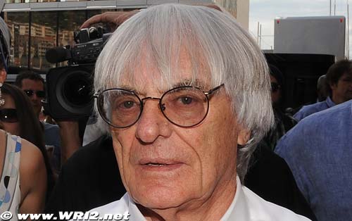 Ecclestone flags less teams for F1