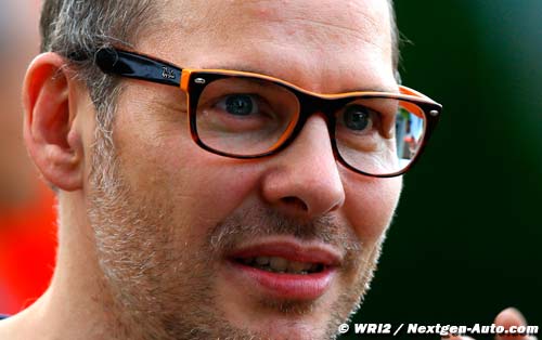 Villeneuve : Verstappen en F1 à 17 (...)