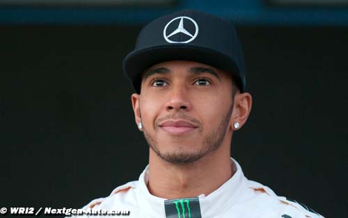 Présentation F1 2015 - Lewis Hamilton