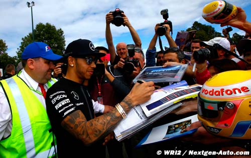 Hamilton : mes fans m'apportent (…)