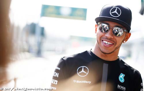 Hamilton tells Red Bull to 'hire