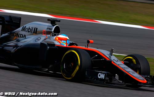 Alonso estime que McLaren est sur la (…)