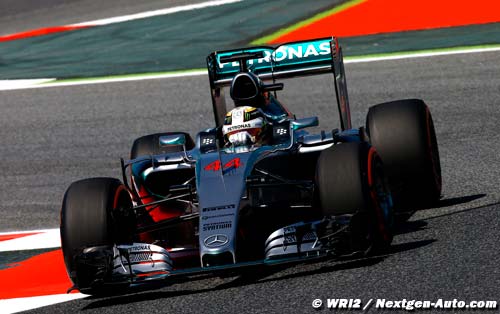 Spain, FP2: Hamilton takes over at (...)