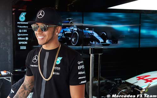 Hamilton promet une annonce pour son (…)