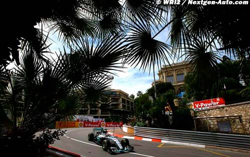 Monaco, FP2: Hamilton quickest in (…)