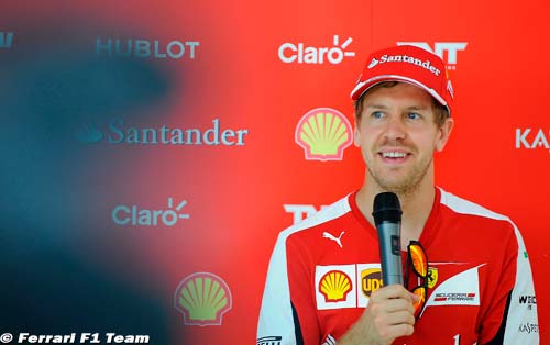 Vettel renvoie la balle à Ecclestone