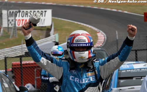 Brands Hatch - Race 1: Muller wins (...)