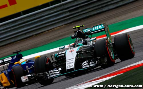 Rosberg wins in Austria to close in (…)