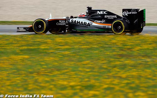Les pilotes Force India prudents (...)
