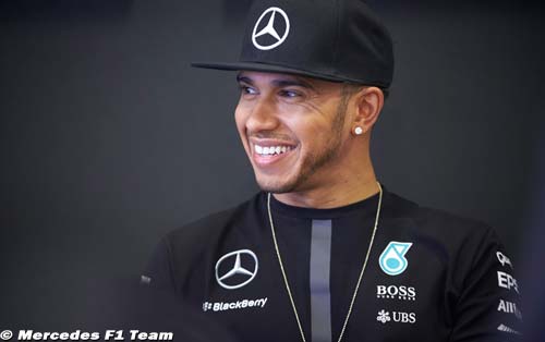 Hamilton en faveur des départs manuels