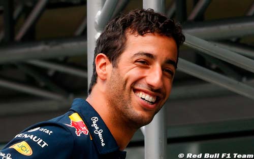 Ricciardo : Piloter pour Ferrari ? (…)