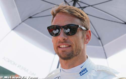 Button admits announcement about (…)