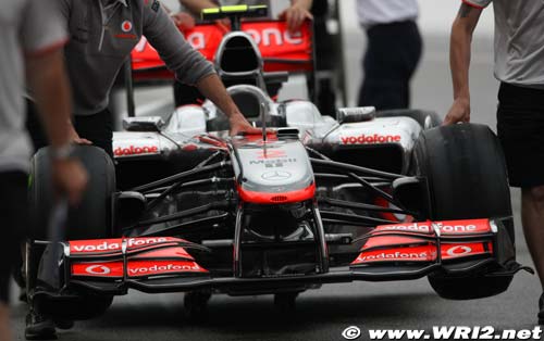 Ailerons flexibles : McLaren va (…)
