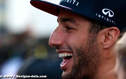 Ricciardo signs with former Beckham
