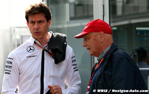 Lauda denies tension with Toto Wolff
