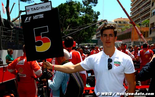 Des grid girls... et des grid boys à (…)