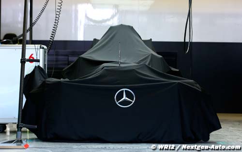 Mercedes denies moving to sign Mick (…)
