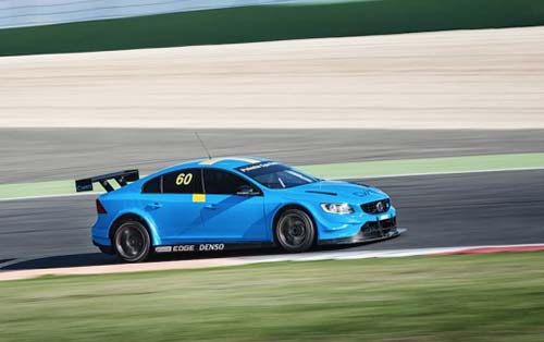 Promising tests for new WTCC Volvo