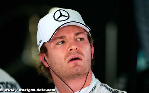 Rosberg hits back at Hamilton's