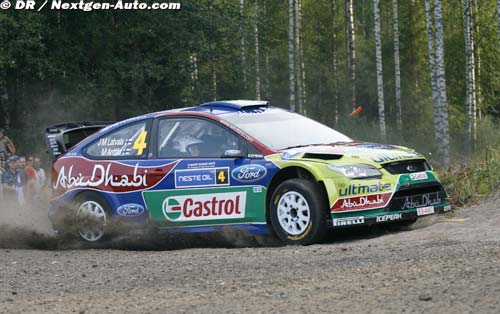 Jari-Matti Latvala leads in Finland!