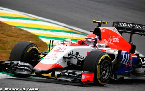 Rossi hints at 2016 Manor deal