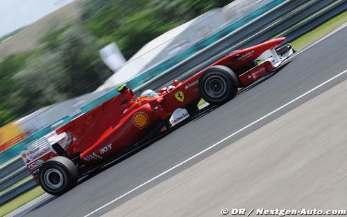 Les Ferrari sont au contact des Red Bull