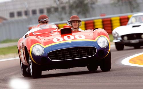 La Ferrari 290 MM de Fangio vendue à (…)