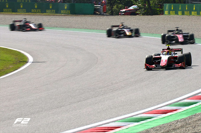 F2, Monza, Course principale : (…)