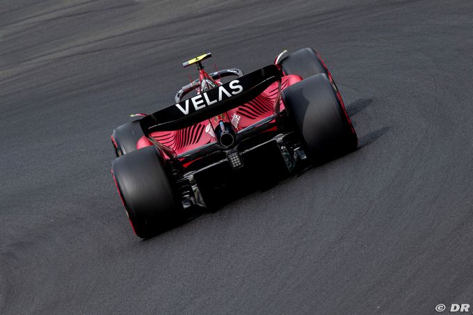 Andretti voit une équipe Ferrari (…)
