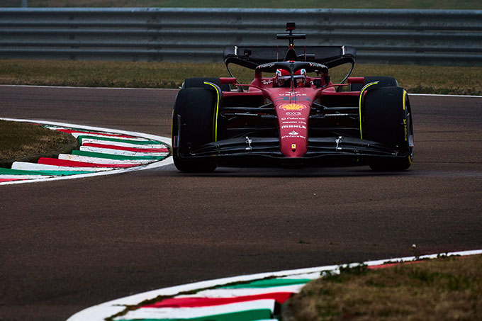 Ferrari en essais avec sa F1 à (…)
