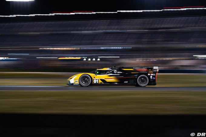 Rolex 24, H+16 : Porsche en difficulté,