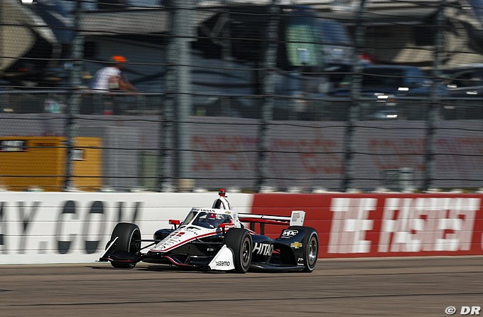 Newgarden écrase la première course (…)