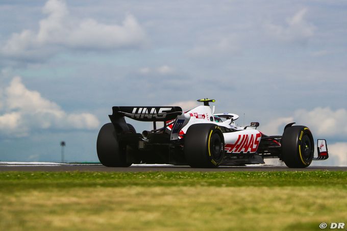 Haas slammed for Giovinazzi move