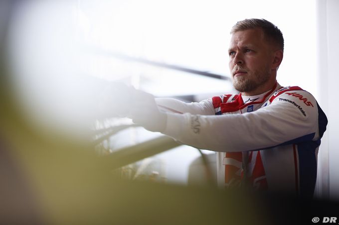 Magnussen a souffert du bras et de (…)