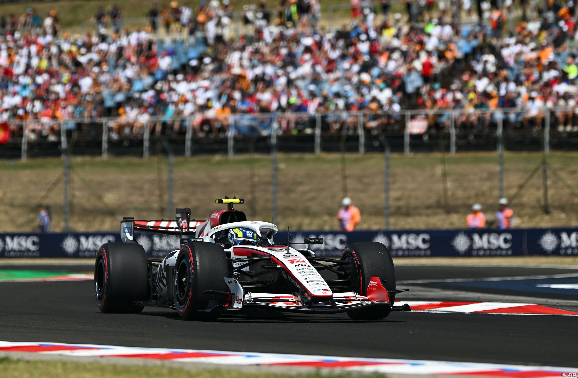 Bearman juge 'douloureux' de voir Haas F1 lutter avec Aston Martin