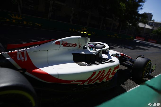 Haas F1 'très en retard' (…)