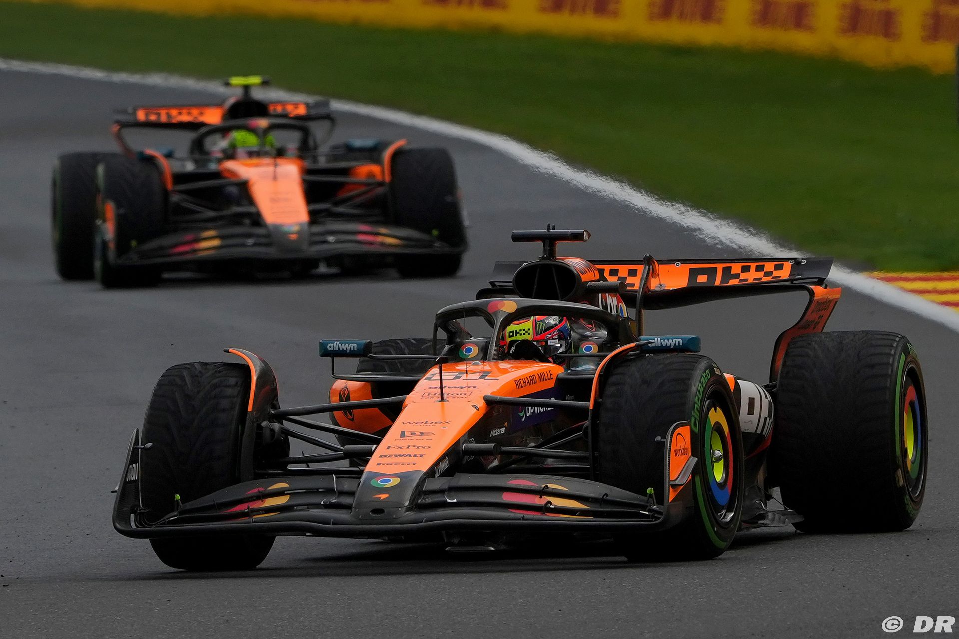 mclaren3_177_.jpg
