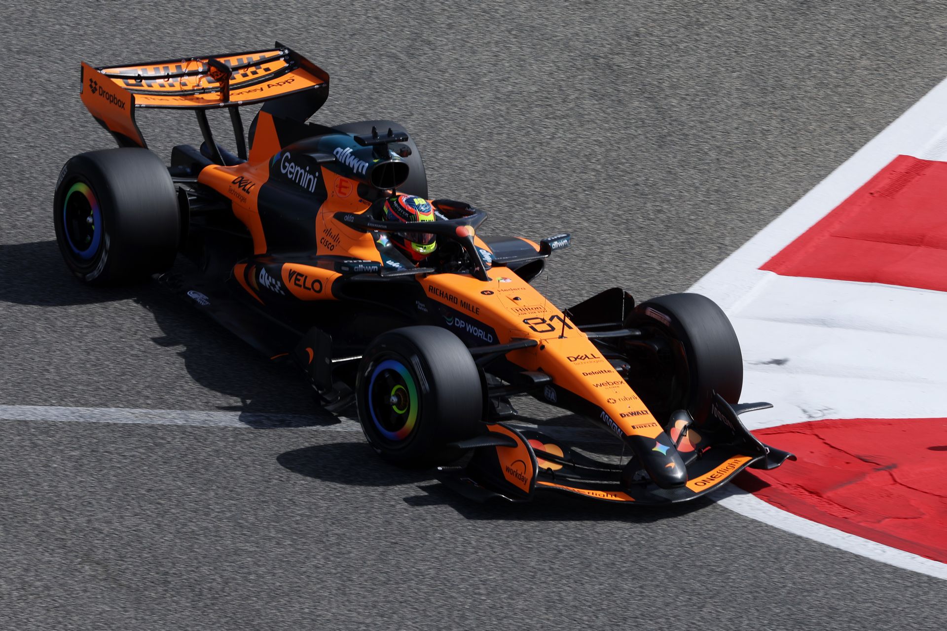 mclaren_47_.jpg