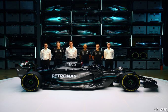 Mercedes F1 launches the W14 at (…)