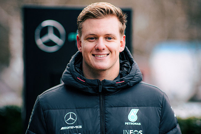 Mick Schumacher prend un rôle similaire