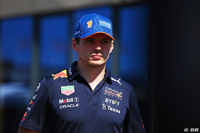 Verstappen s'en prend aux (…)