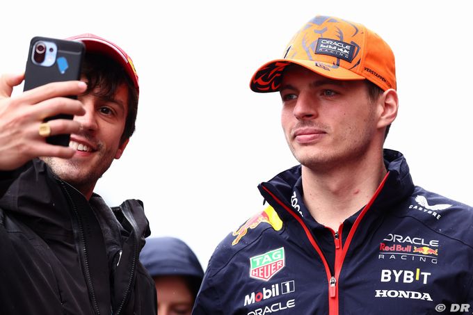 Verstappen : 24 courses de F1, (…)