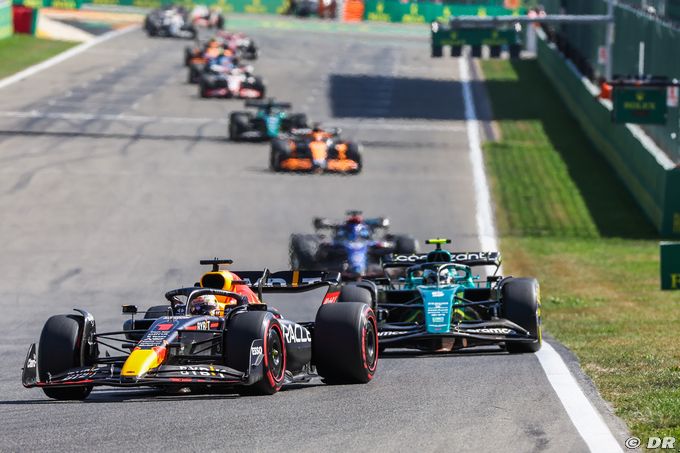 Verstappen : Les F1 2022 permettent (…)